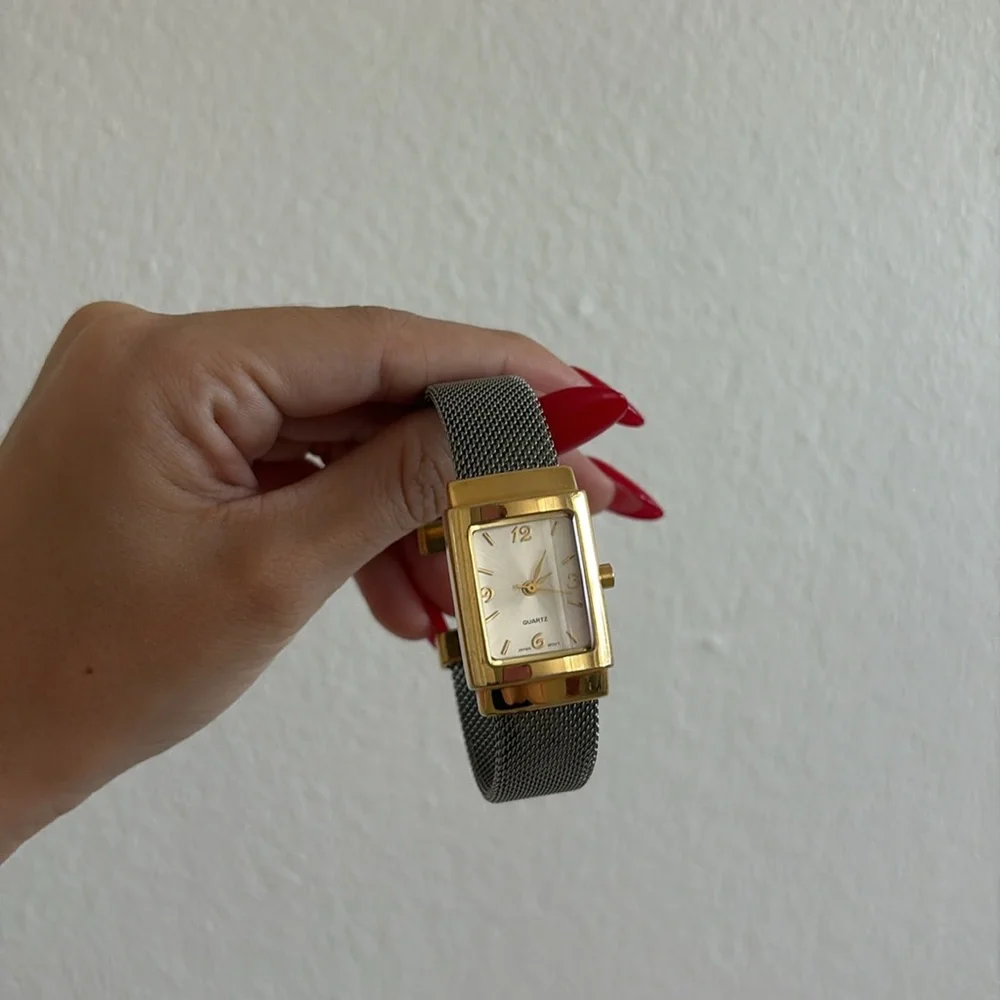 Gold Rectangular Watch with Mesh Strap - Picture 2 of 2
